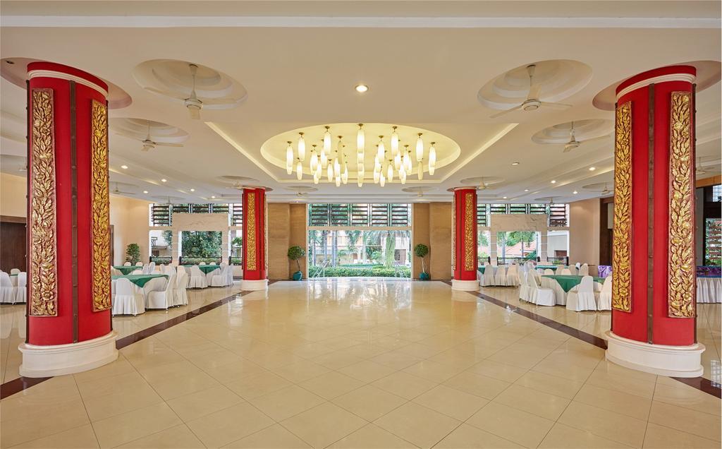 Eastern Grand Palace Pattaya Exterior photo