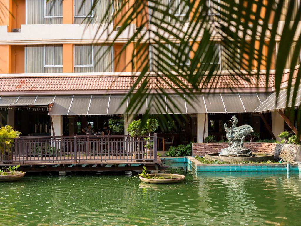 Eastern Grand Palace Pattaya Exterior photo