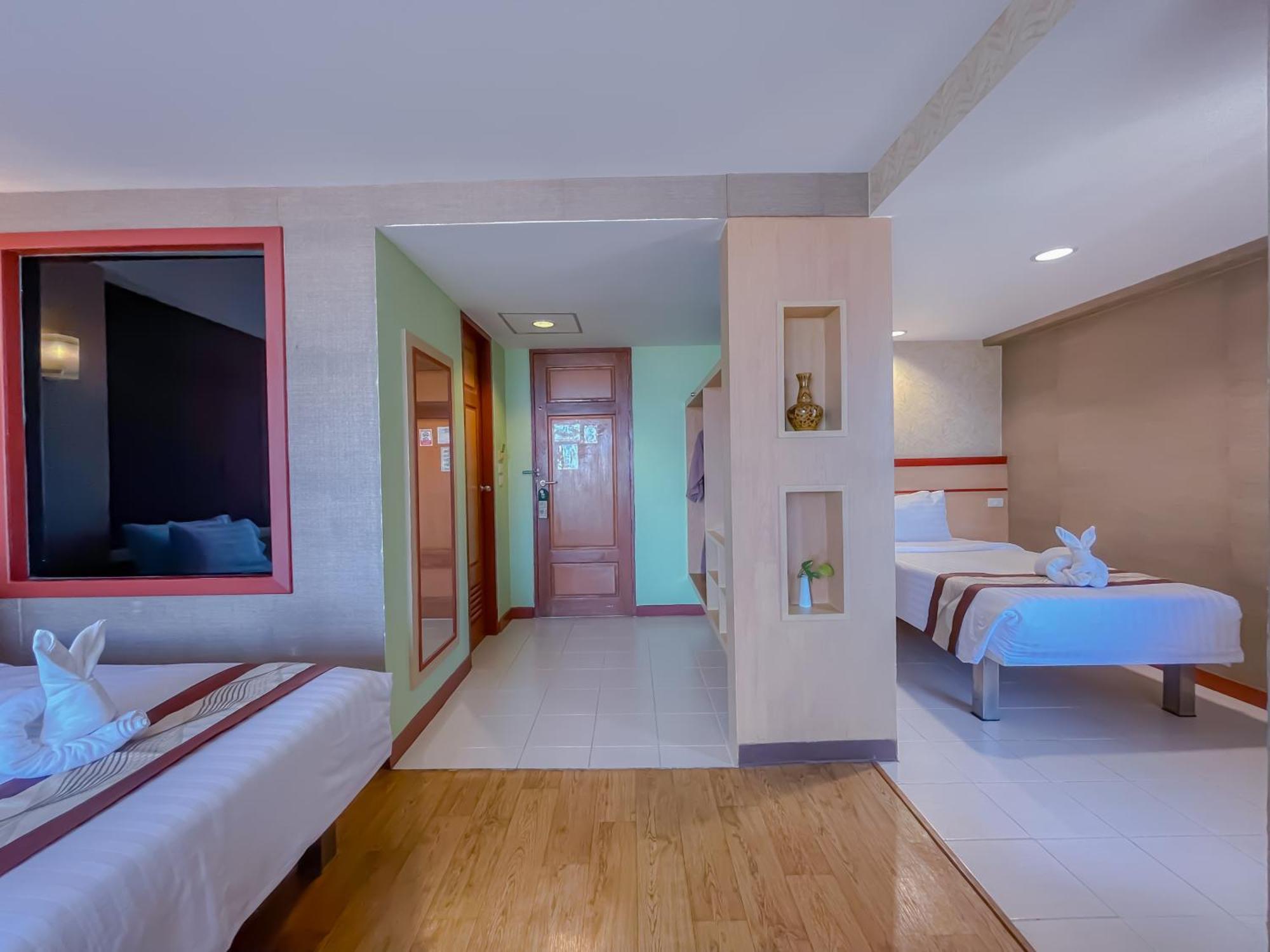 Eastern Grand Palace Pattaya Room photo